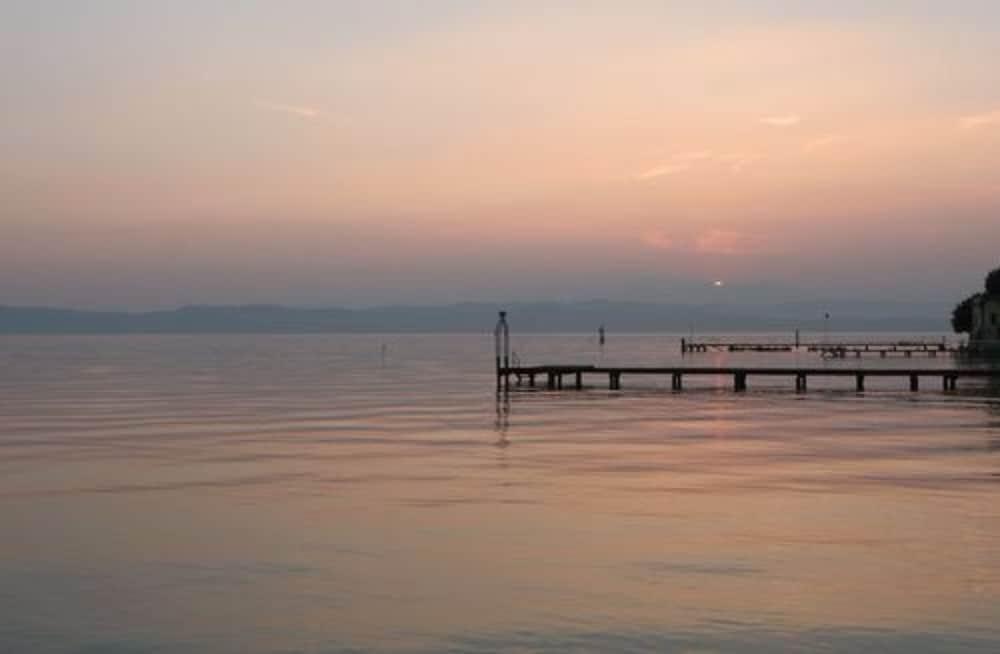 Hotel Continental Wellness & Spa Sirmione Exteriör bild